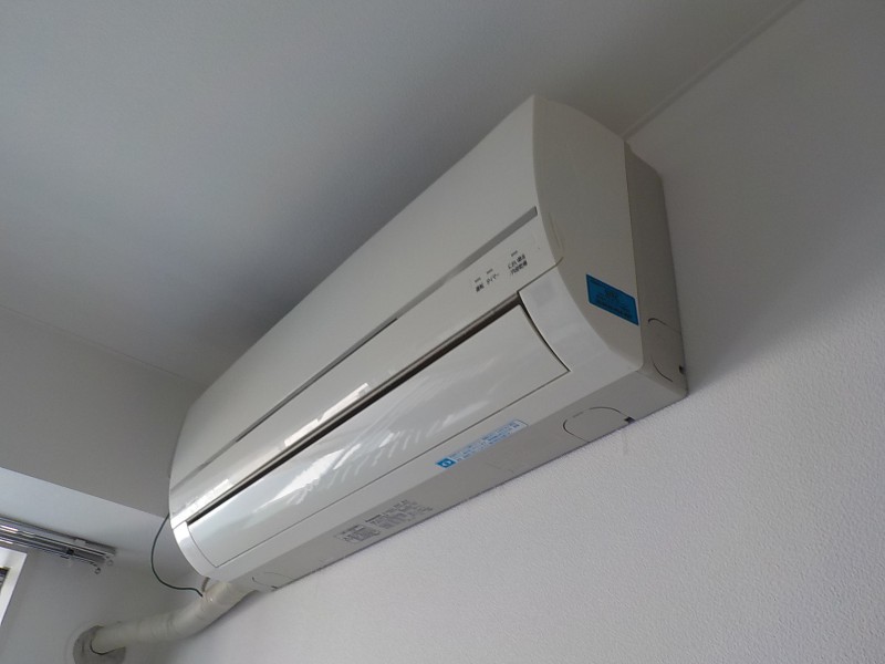 エアコン交換を致しました マンションの内装・外装なら世田谷区のリフォームの三幸株式会社にお任せください! エアコン交換を致しました マンションの内装・外装なら世田谷区のリフォームの三幸株式会社にお任せください!