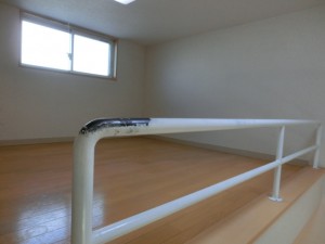 ①